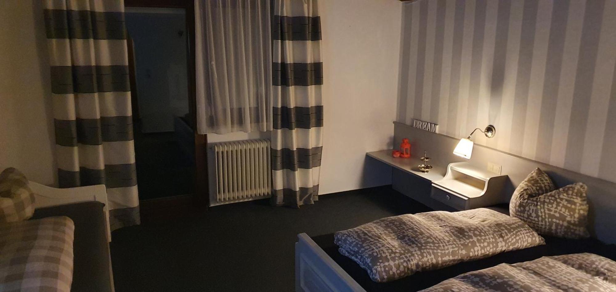 Mountain Motel Лойташ Екстериор снимка
